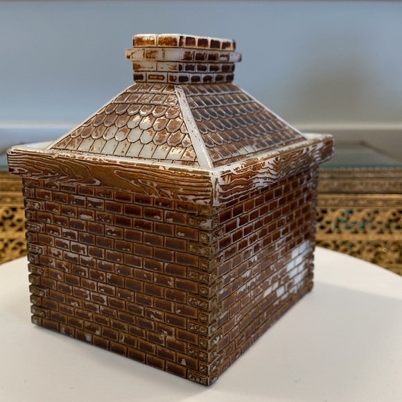 Antique Westmoreland Specialty Co. Milk Glass Schoolhouse Mustard Pot/Money Bank - Picture 7 of 17